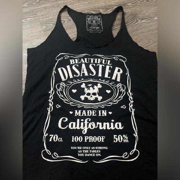 Beautiful Disaster L - Picture 1 of 4